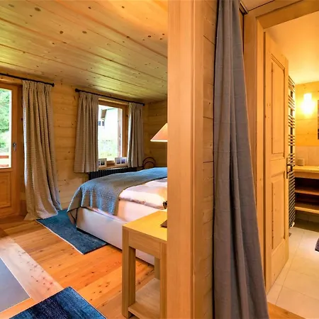 Chalet Les Renards By Mrs Miggins * Champéry